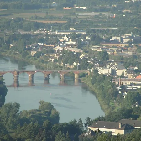Gaestehaus Alfons Und Maria Anna Eifel Séjour chez l'habitant *