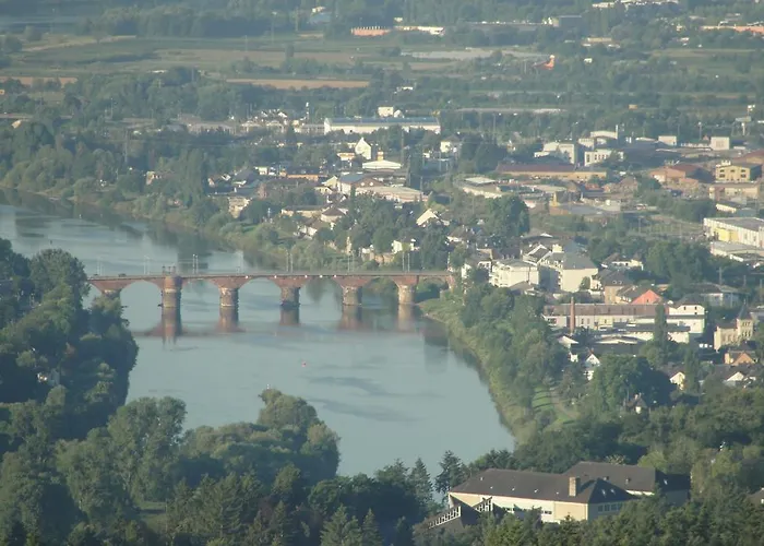 Gaestehaus Alfons Und Maria Anna Eifel Homestay *