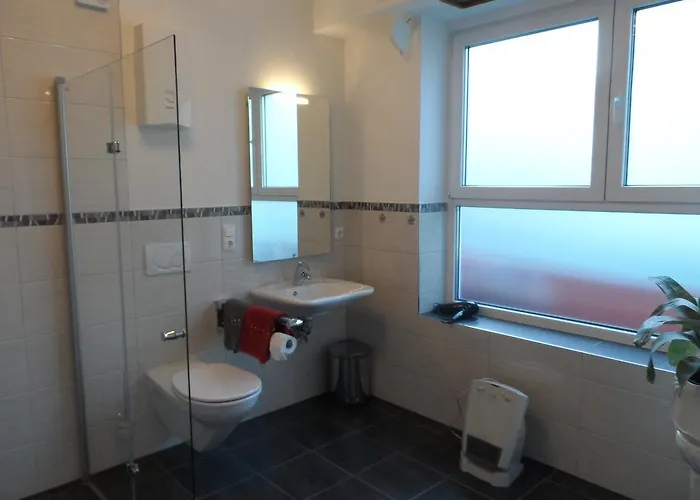 Homestay Gaestehaus Alfons Und Maria Anna Eifel Trittenheim